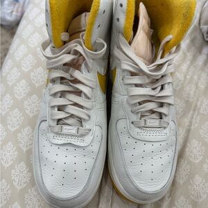 Men’s Nike White and Yellow Sneakers